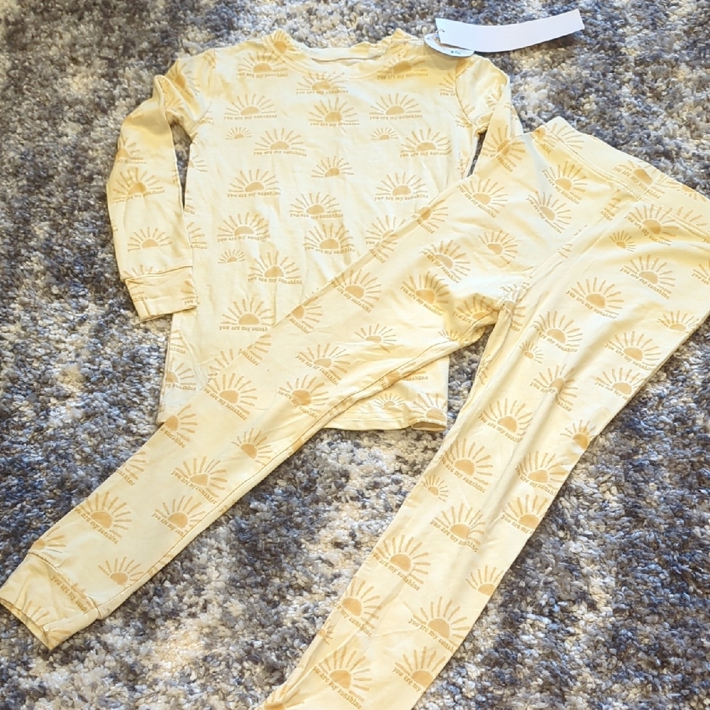 K&A Boutique Bamboo Set